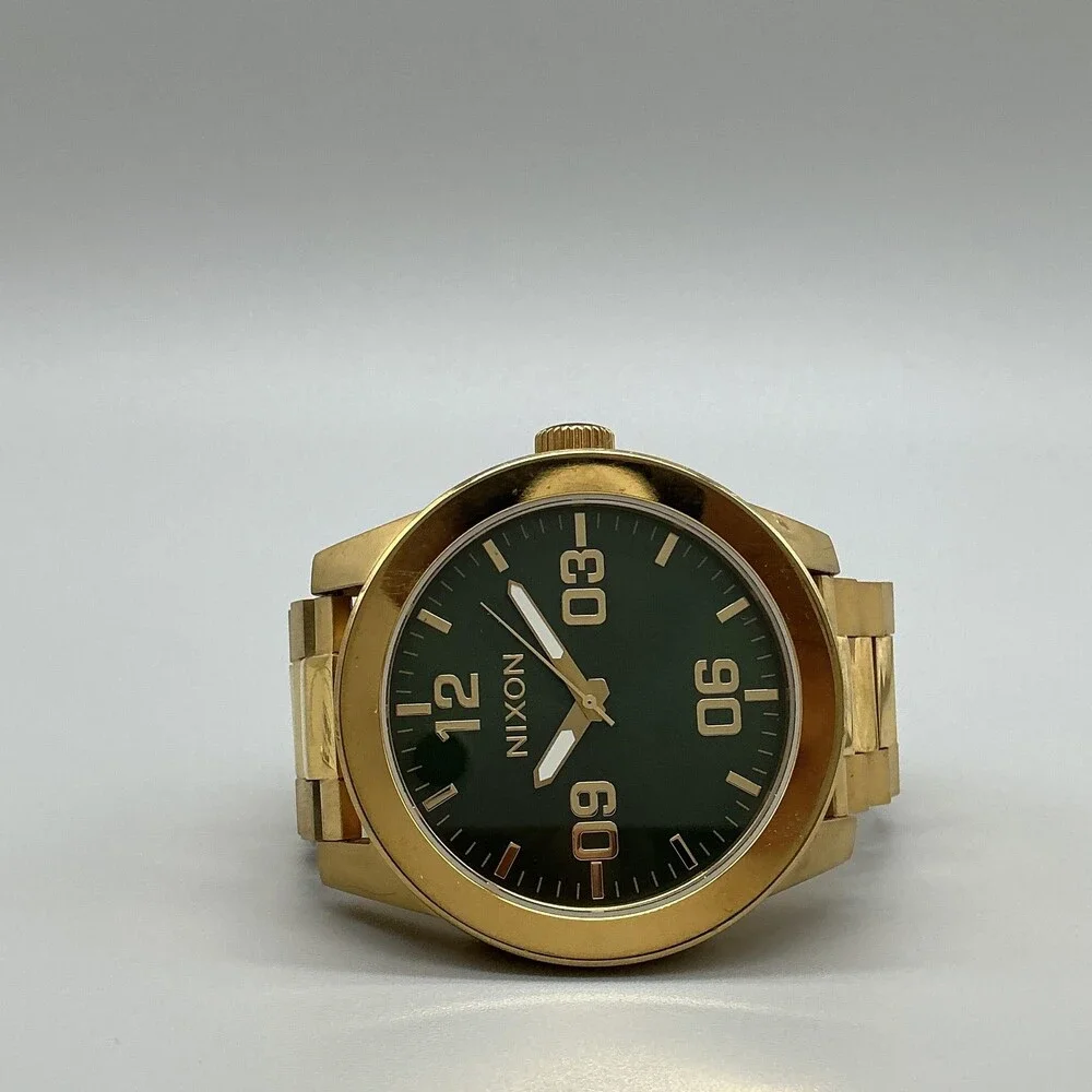 Nixon The Corporal Mens Watch 48mm Green Gold Tone 100M New Battery 6.5